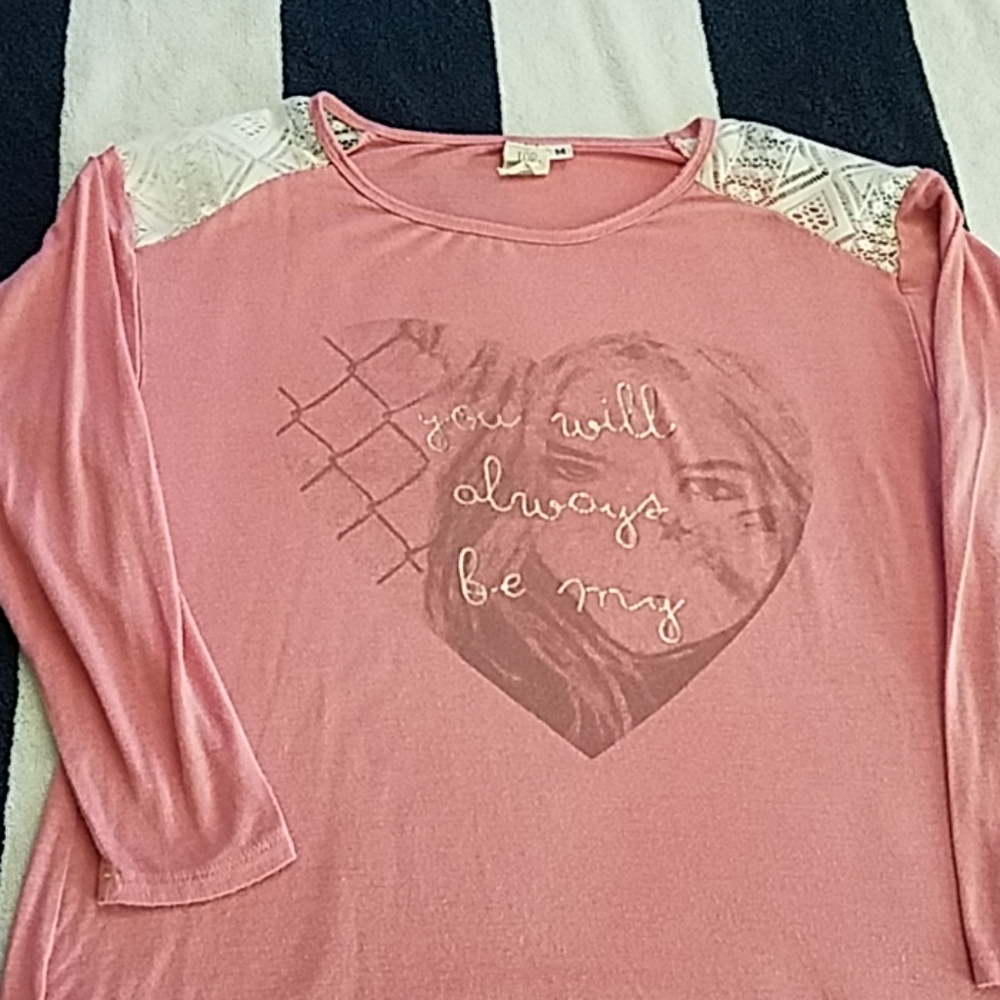 Long sleeve girls shirt